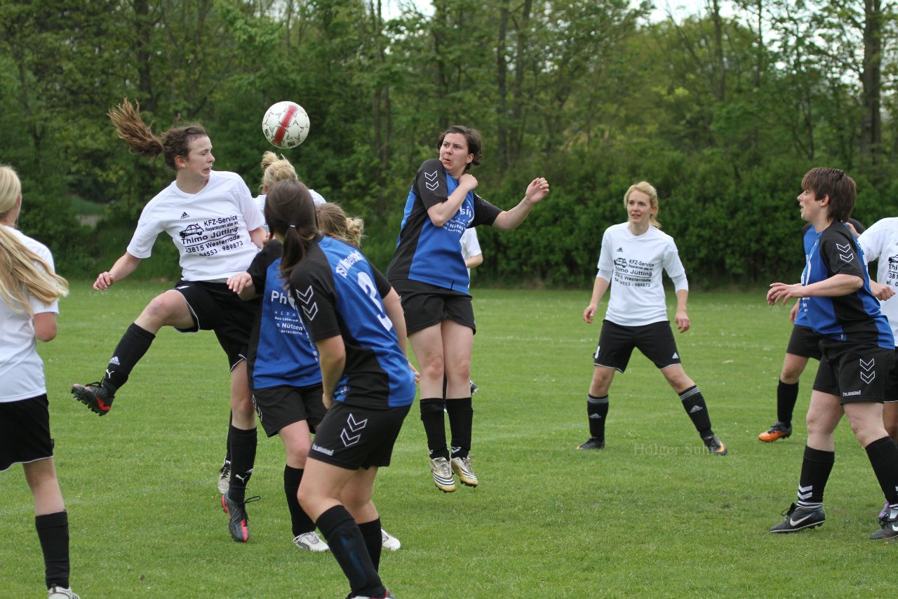 Bild 155 - Frauen am 13.5.12